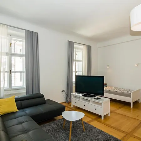 Elegant Apartamento *